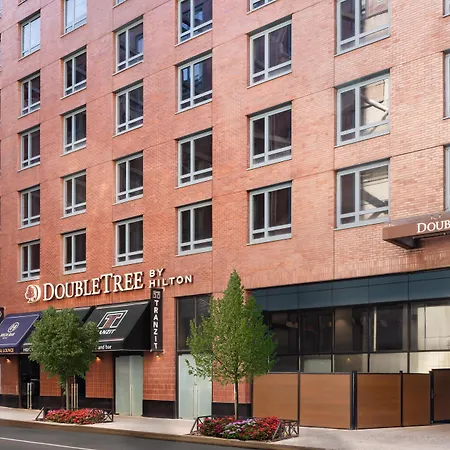 Doubletree By Hilton New York Times Square West-3